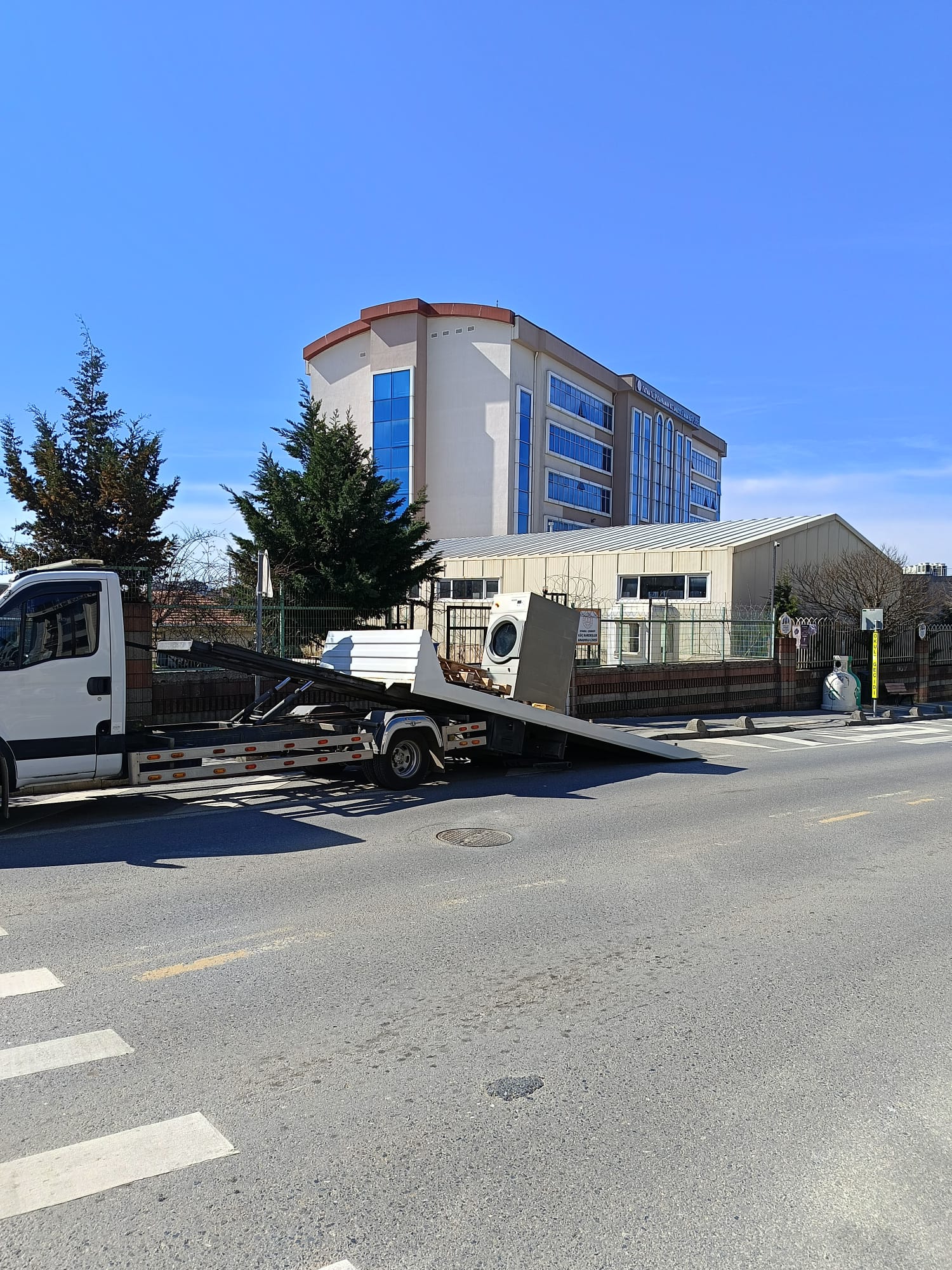 Sağlıcak Oto Çekici Samandıra